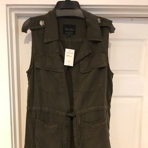 New Large Olive Color Sanctuary Clothing Vest Nice feel took picture of label